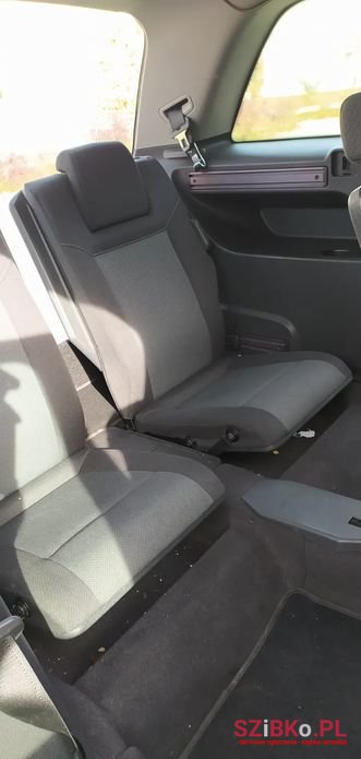2007' Opel Zafira photo #6