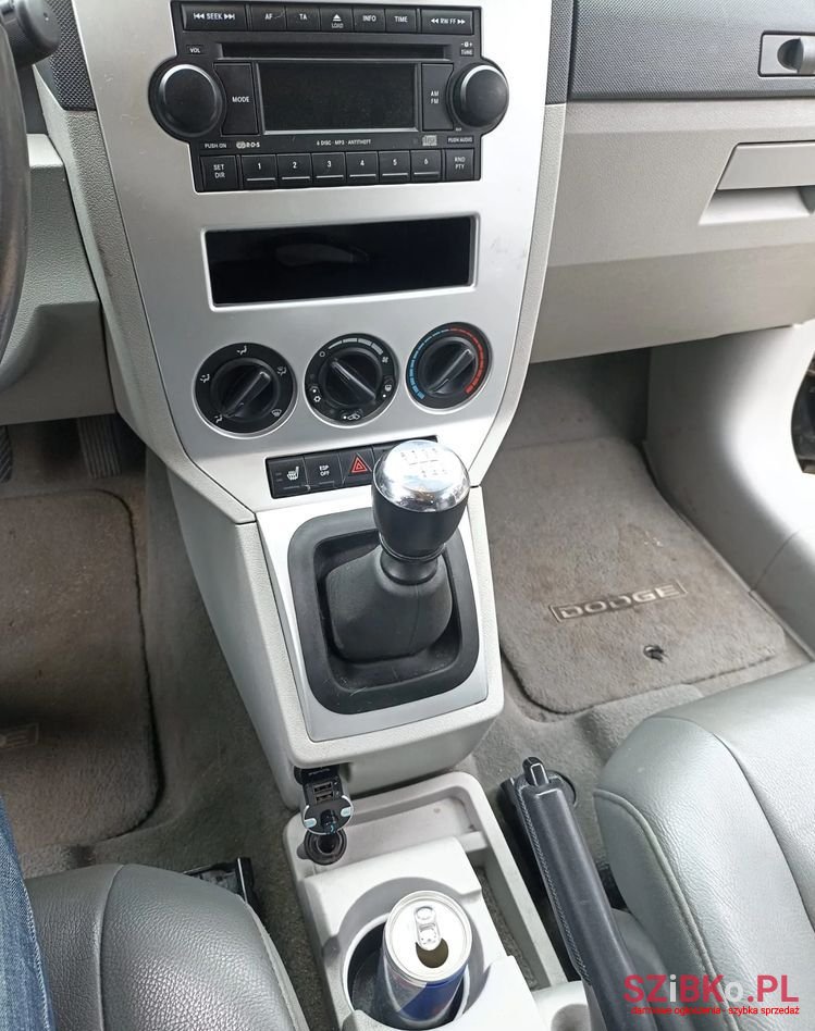 2007' Dodge Caliber 2.0 Crd Sxt photo #4