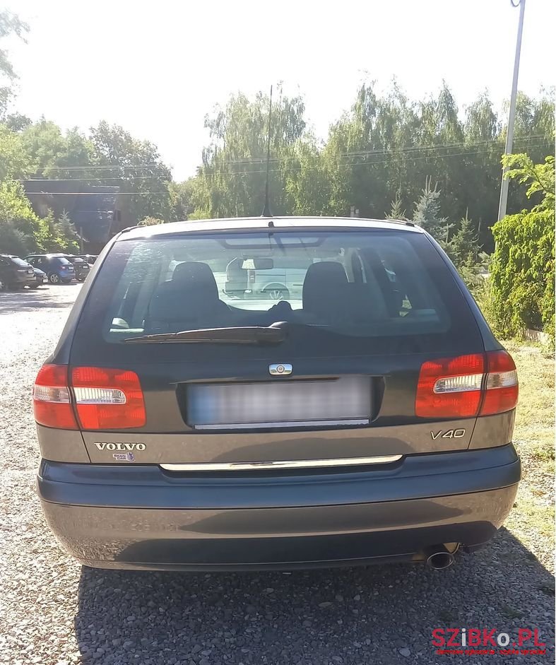 2003' Volvo V40 1.8 photo #3
