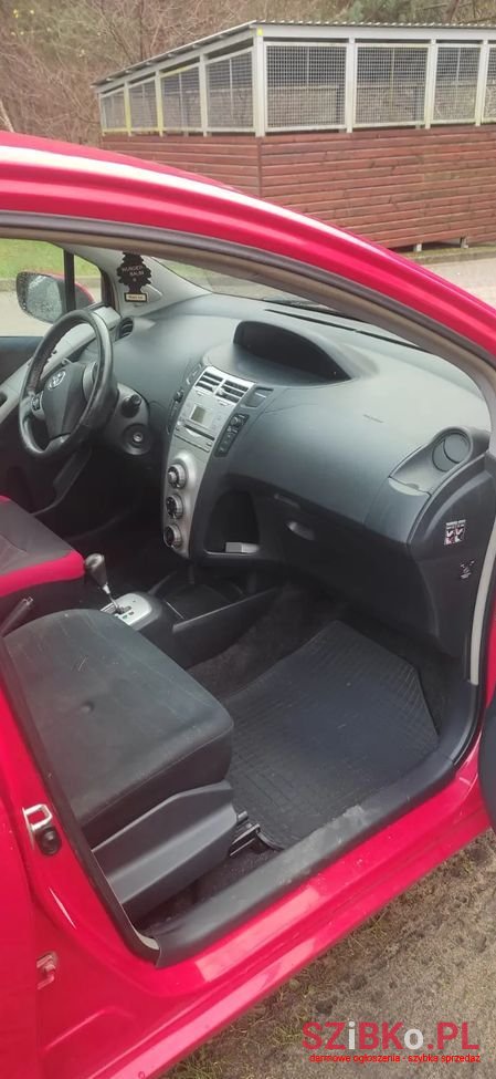 2007' Toyota Yaris photo #6