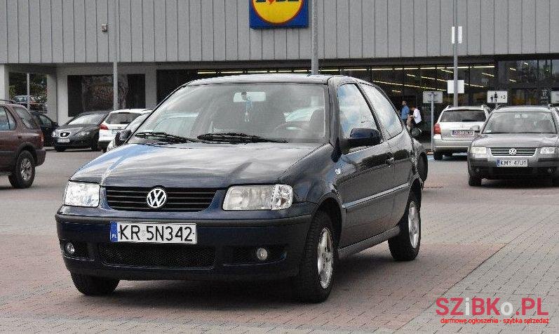 2000' Volkswagen Polo photo #2