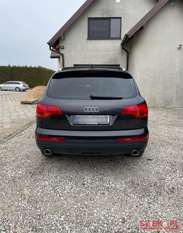 2007' Audi Q7 photo #6