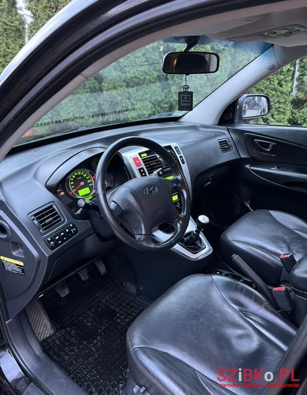 2008' Hyundai Tucson 2.0 Crdi Premium photo #6