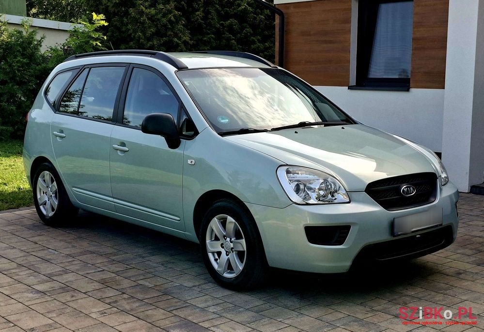 2009' Kia Carens 2.0 Ex photo #2