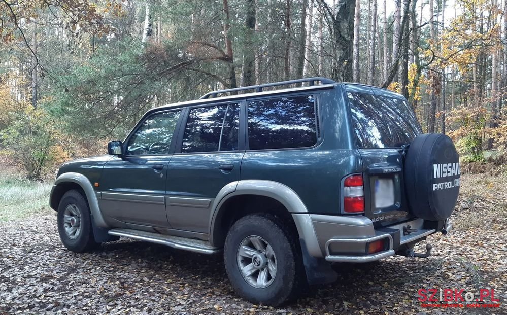 2001' Nissan Patrol photo #3