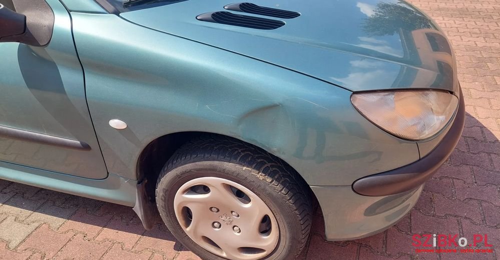 2002' Peugeot 206 photo #6