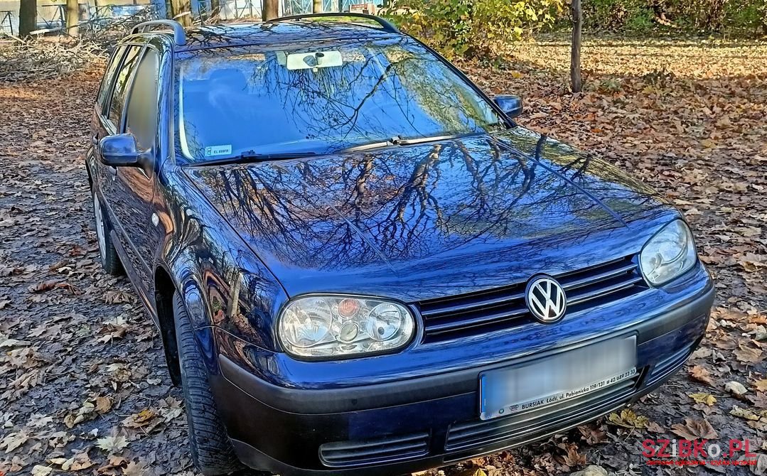 2006' Volkswagen Golf photo #1