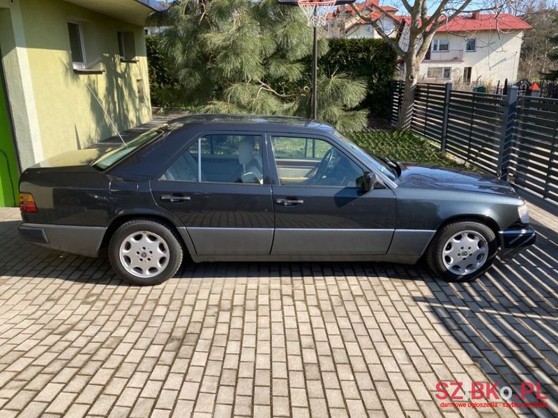 1990' Mercedes-Benz W124 photo #4