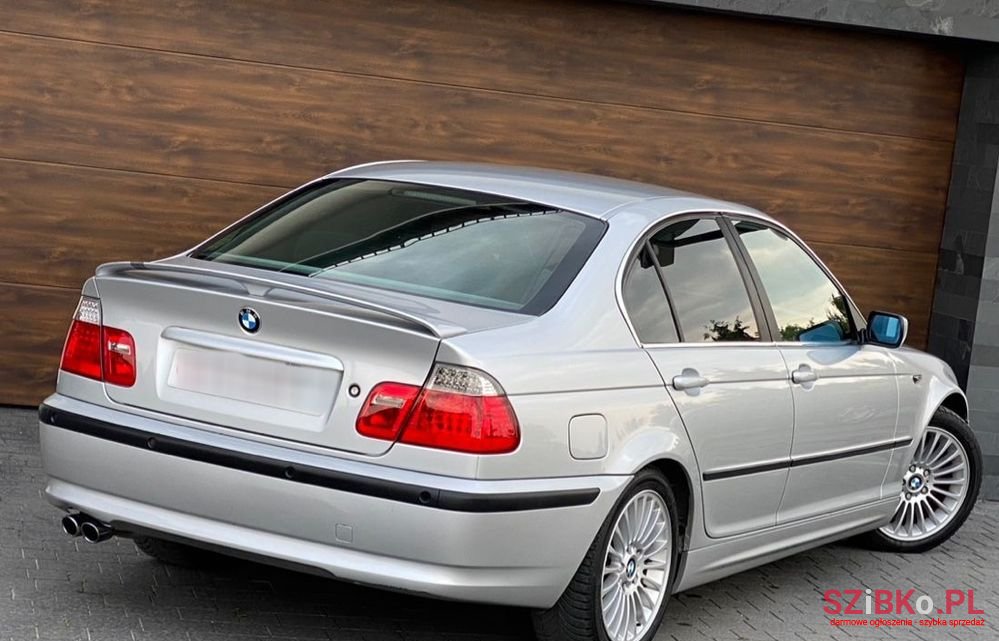 2002' BMW 3 Series photo #5
