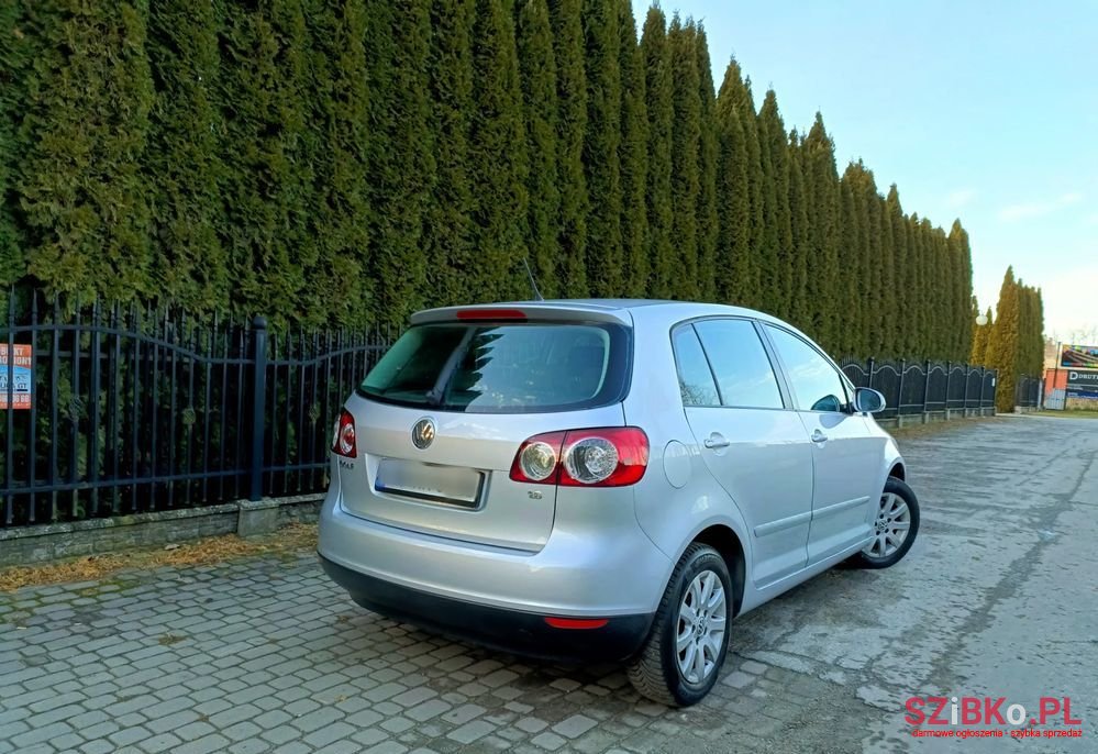 2005' Volkswagen Golf Plus photo #4