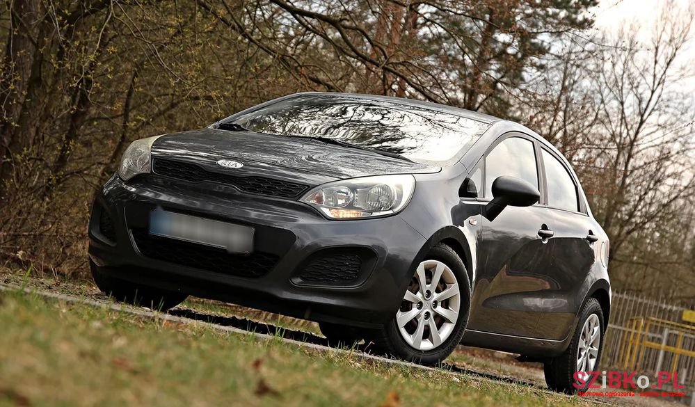 2012' Kia Rio 1.2 Business Line photo #2