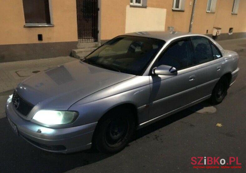 1999' Opel Omega photo #1