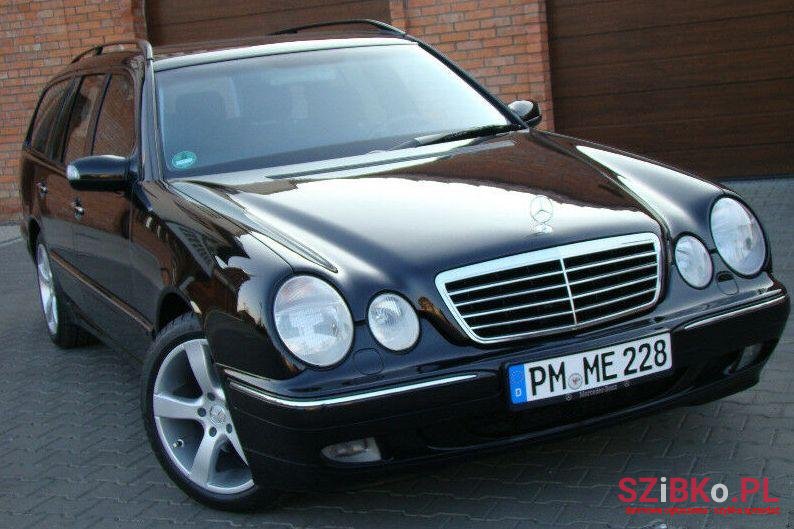 2002' Mercedes-Benz Klasa E photo #1