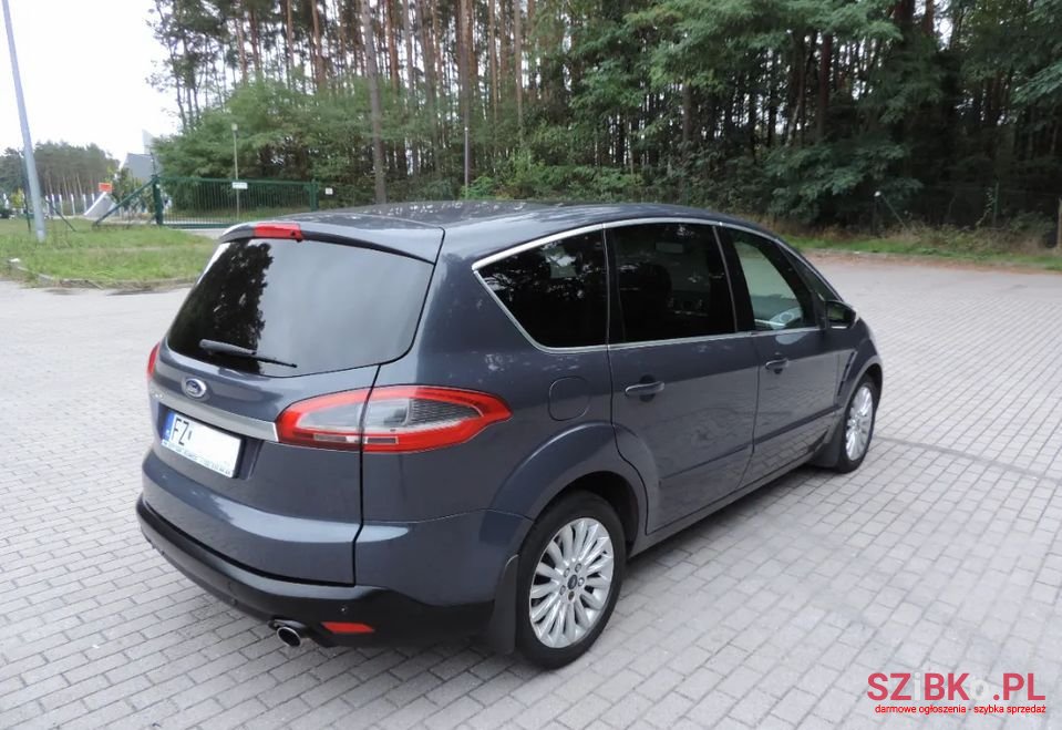 2010' Ford S-Max photo #3