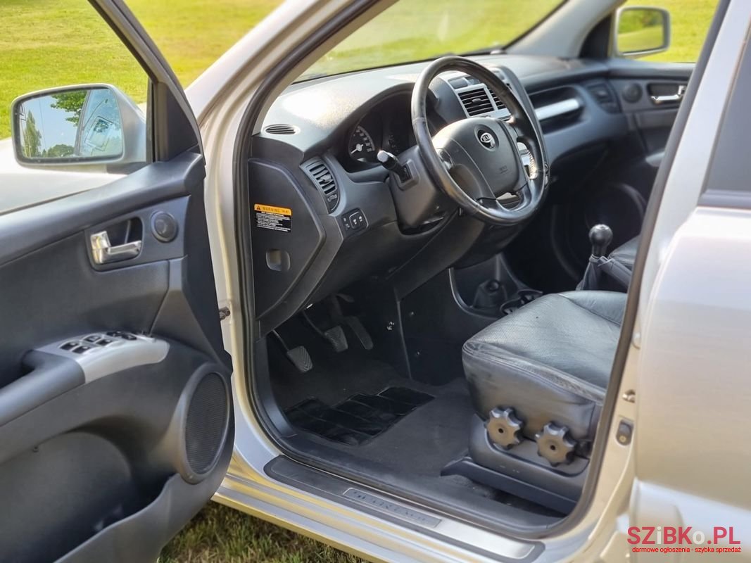 2005' Kia Sportage photo #5