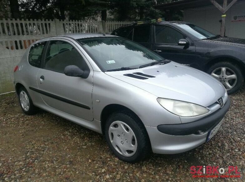 2003' Peugeot 206 photo #1