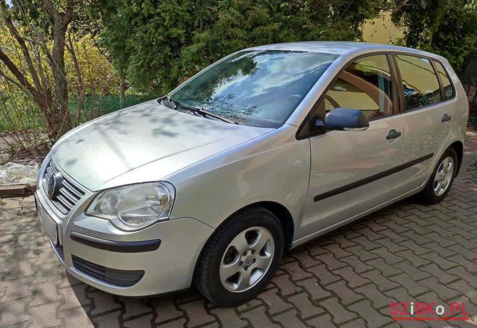 2006' Volkswagen Polo photo #6