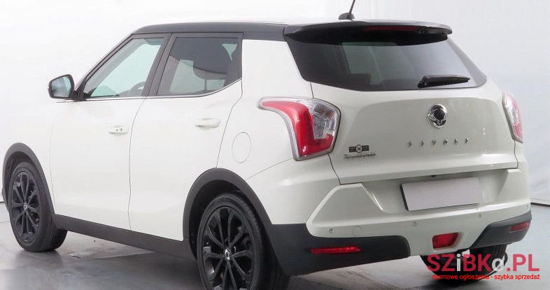 2017' SsangYong Tivoli photo #3