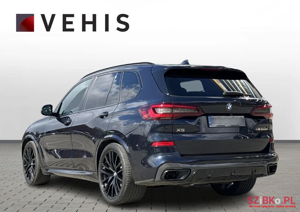 2020' BMW X5 M M50D photo #2