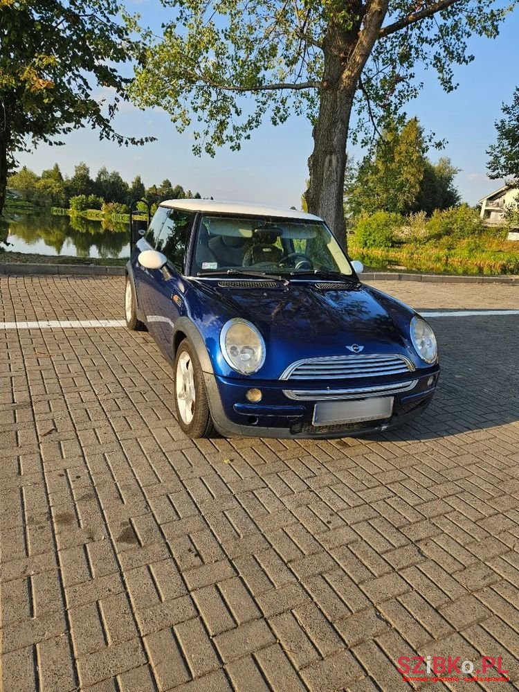 2002' MINI One photo #1