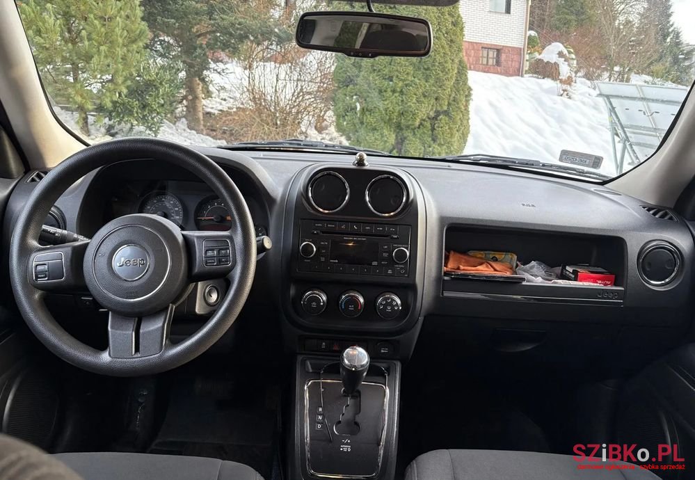 2014' Jeep Patriot photo #3