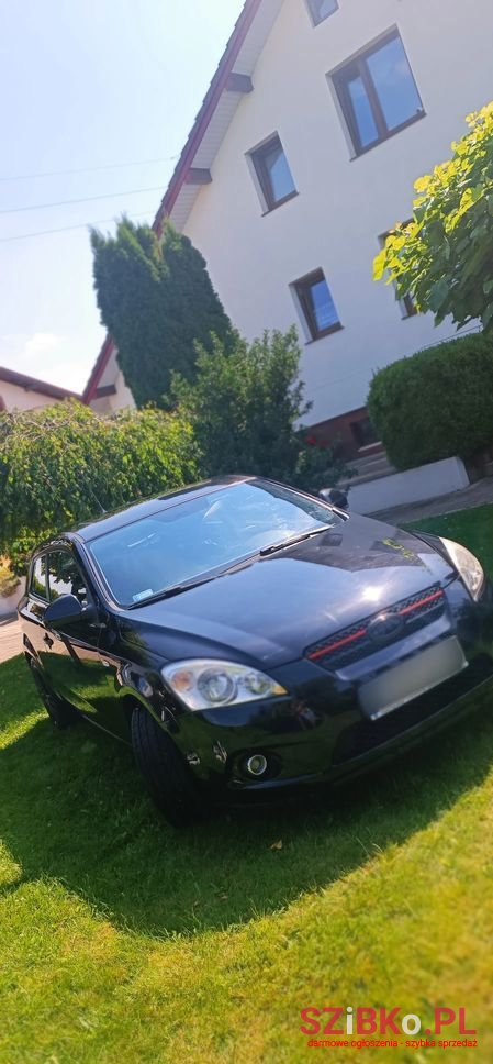 2008' Kia Proceed 1.6 Comfort + photo #4