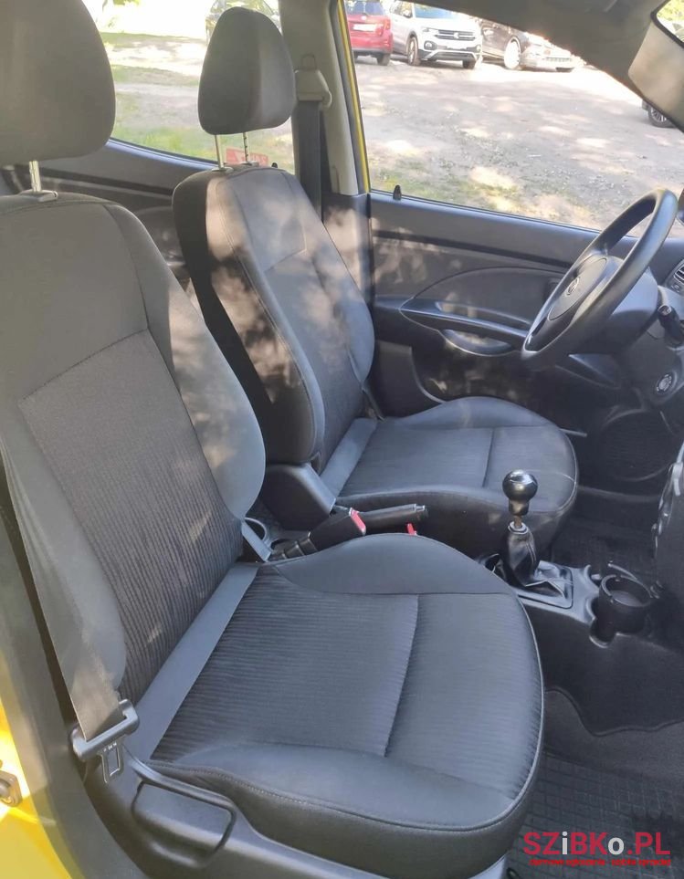 2010' Kia Picanto photo #6