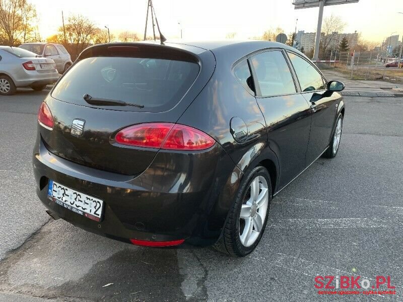 2008' SEAT Leon photo #4