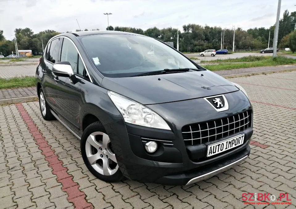 2011' Peugeot 3008 photo #1