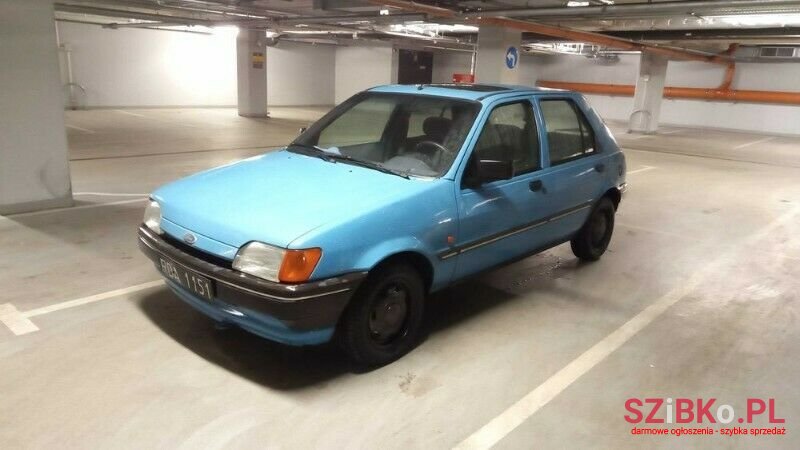 1992' Ford Fiesta photo #1