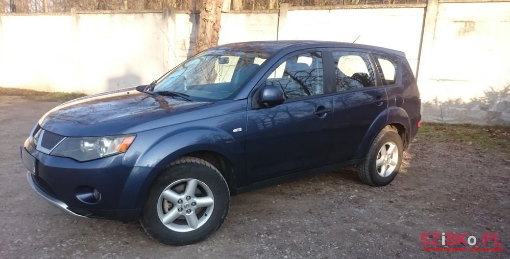 2007' Mitsubishi Outlander 2.0 Did Intense photo #4