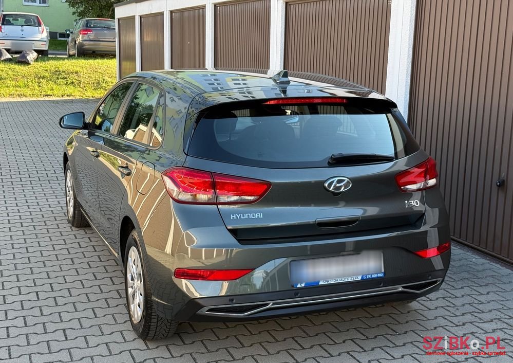 2022' Hyundai i30 1.5 Dpi Classic + photo #3