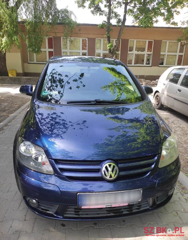 2005' Volkswagen Golf Plus photo #1