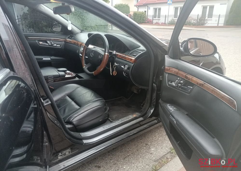 2006' Mercedes-Benz S-Class 320 L Cdi photo #6