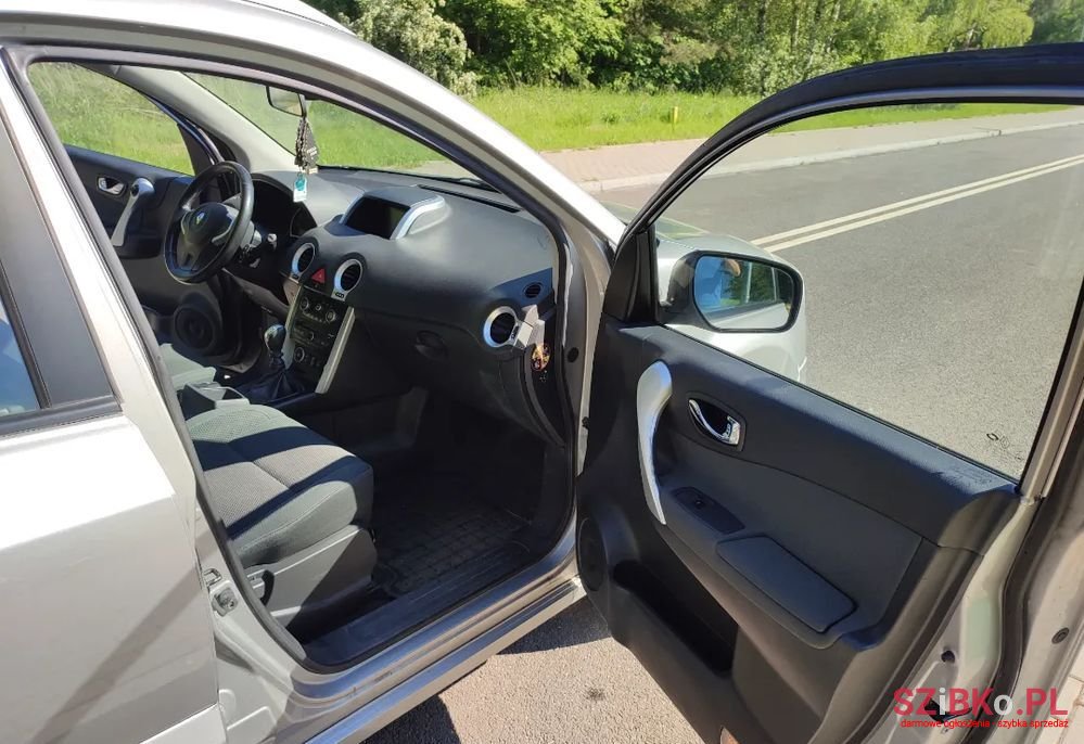 2009' Renault Koleos photo #5