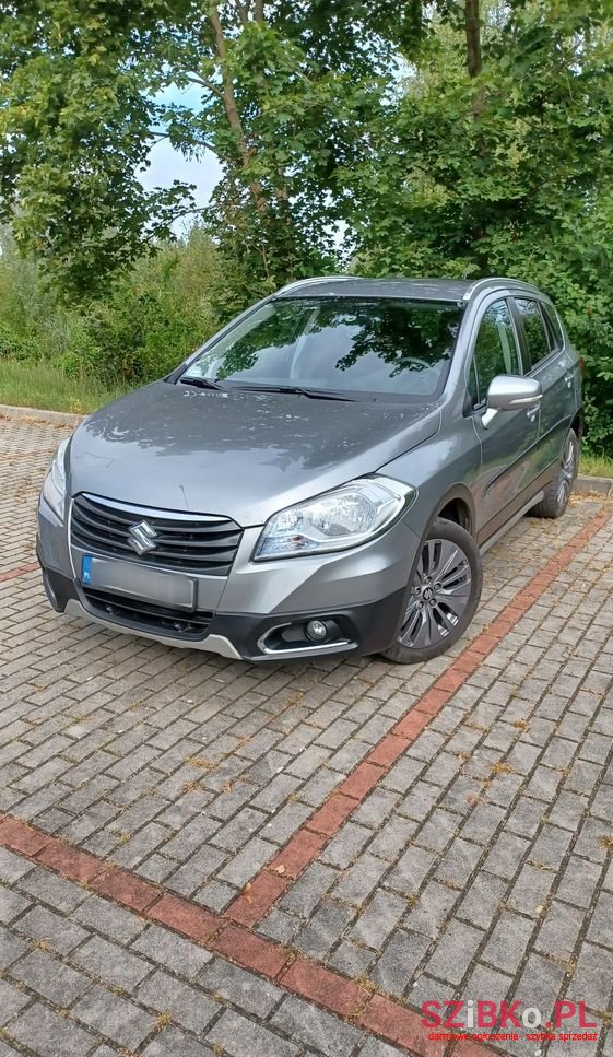 2014' Suzuki SX4 S-Cross photo #1