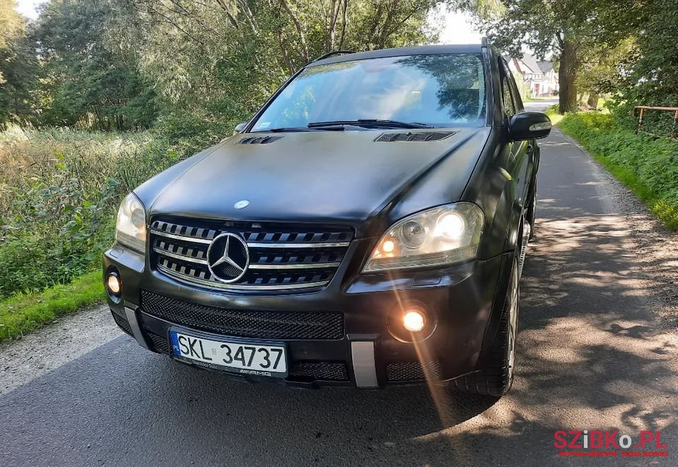 2005' Mercedes-Benz Ml photo #2