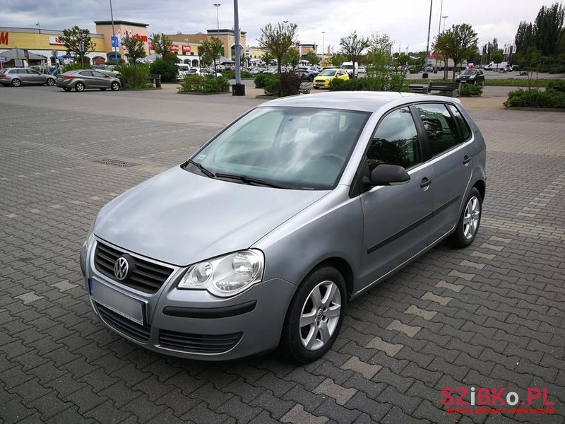 2006' Volkswagen Polo photo #1