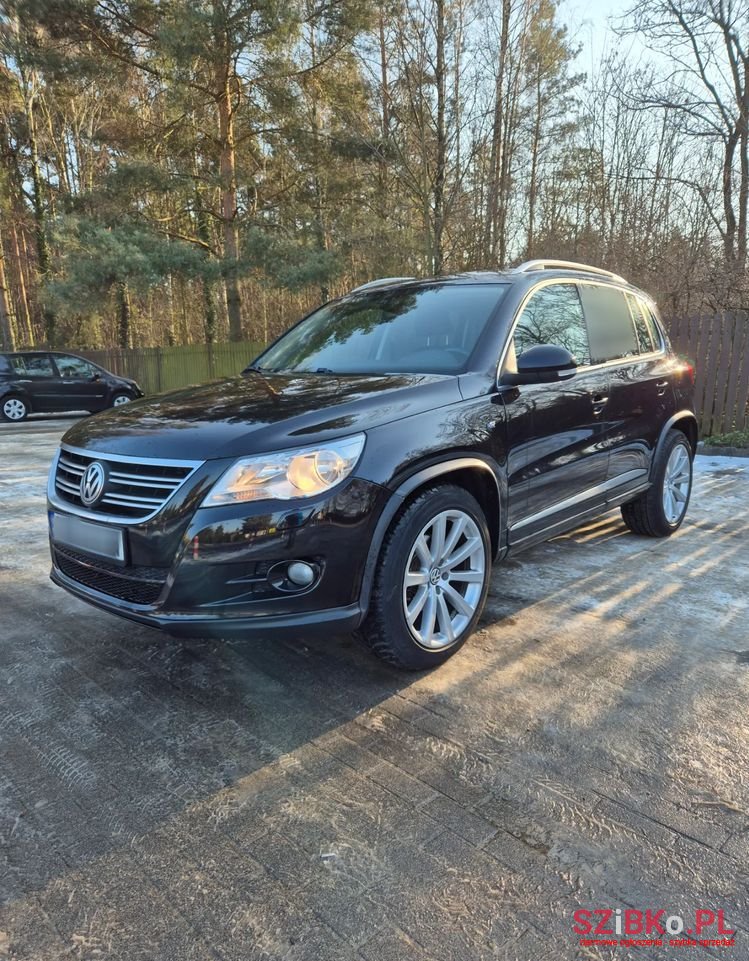 2009' Volkswagen Tiguan photo #1