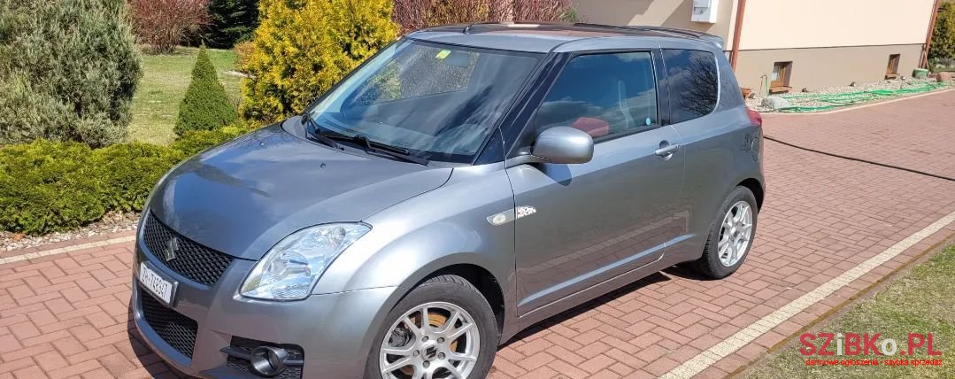 2010' Suzuki Swift Sport photo #2