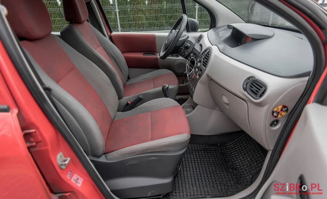 2005' Renault Modus photo #5