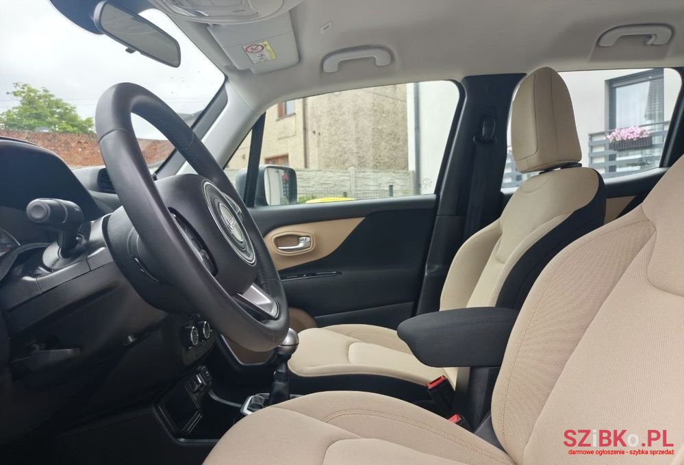 2018' Jeep Renegade 1.6 E-Torq Longitude photo #6