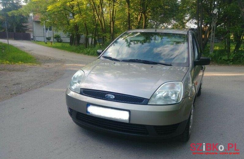 2003' Ford Fiesta photo #1