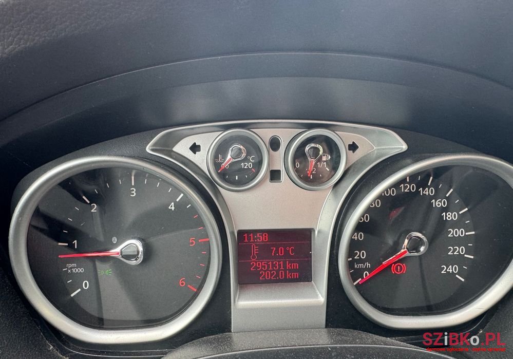 2011' Ford Focus photo #2