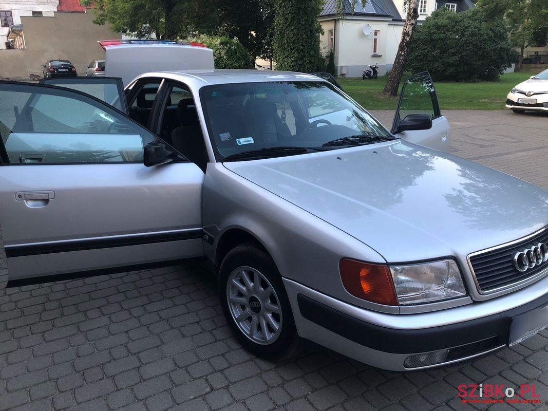 1993' Audi 100 photo #2