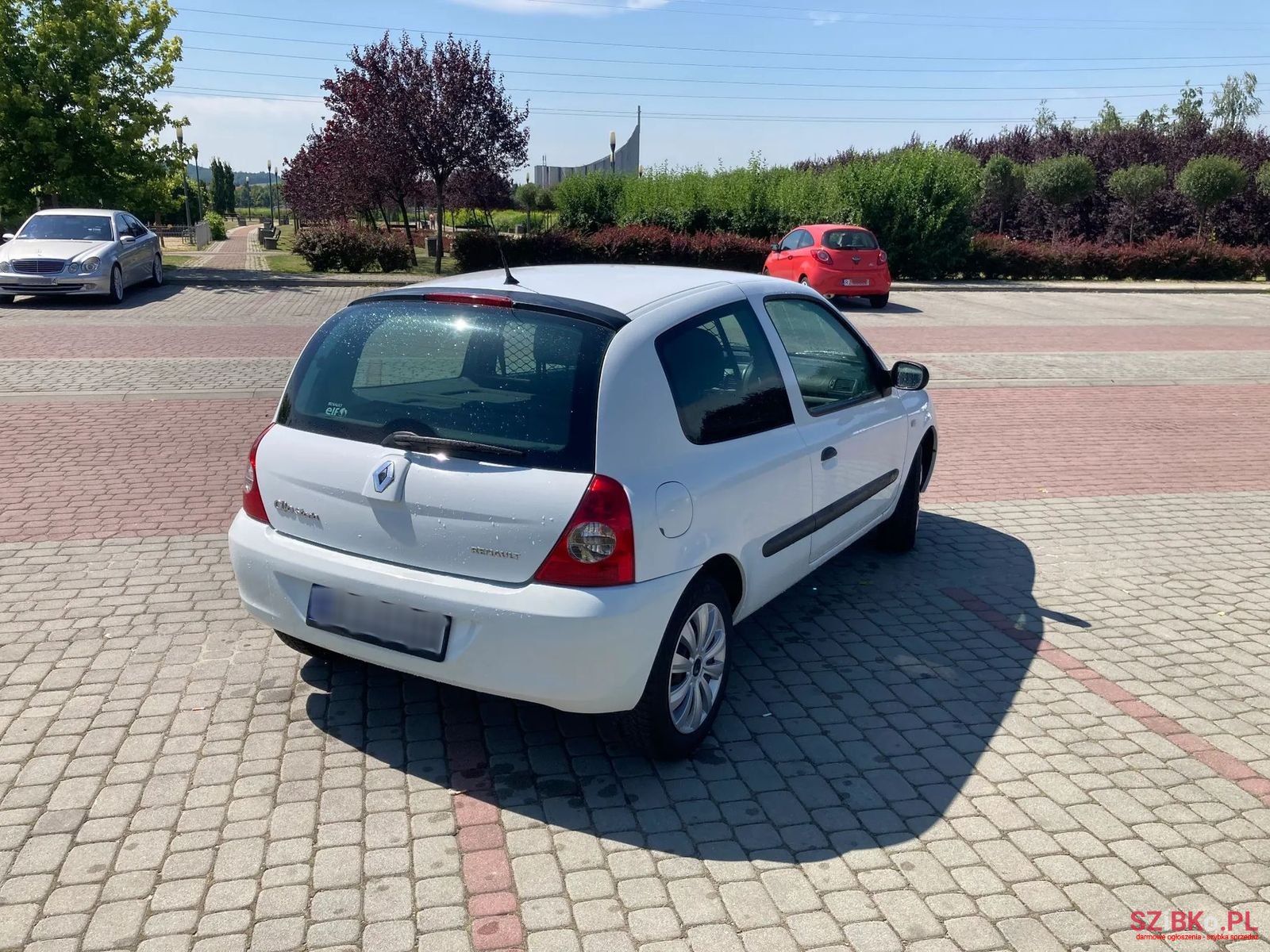 2007' Renault Clio photo #5