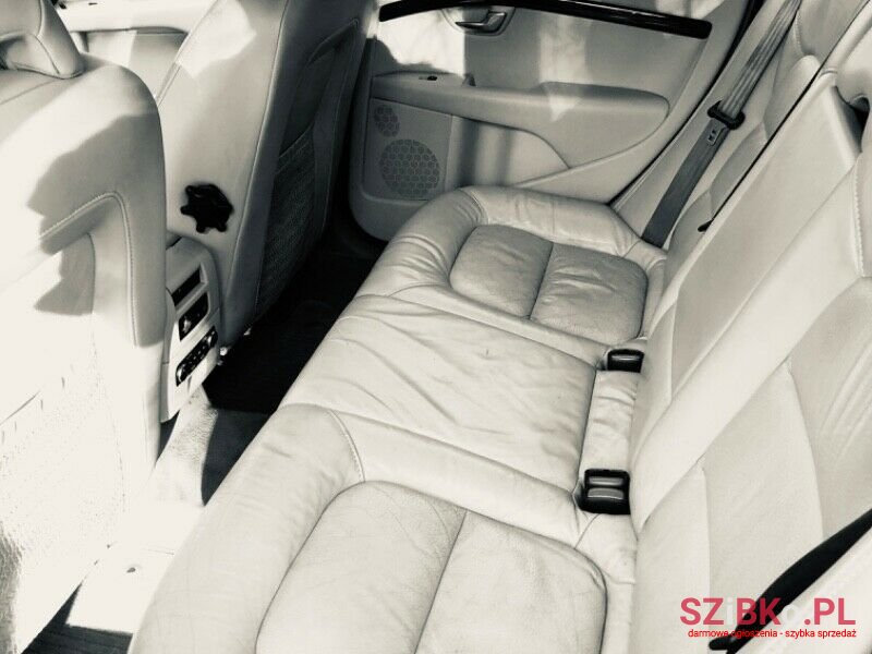 2009' Volvo XC70 photo #2