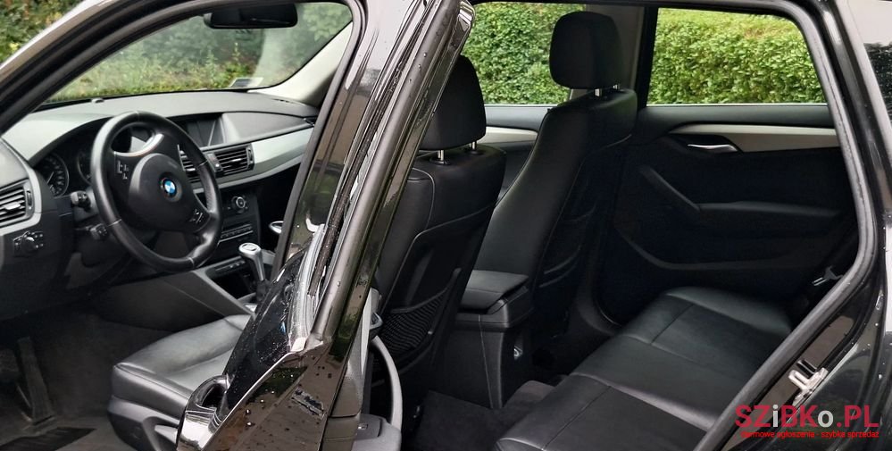 2011' BMW X1 Xdrive18D photo #4