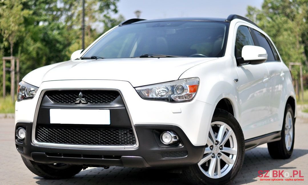 2010' Mitsubishi ASX photo #3