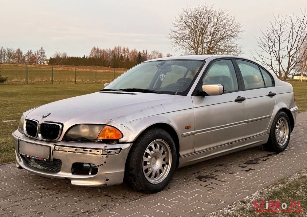 1999' BMW 3 Series 318I photo #1